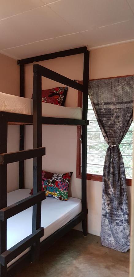 Mambo & Jambo Homestay Mwanza Exterior foto
